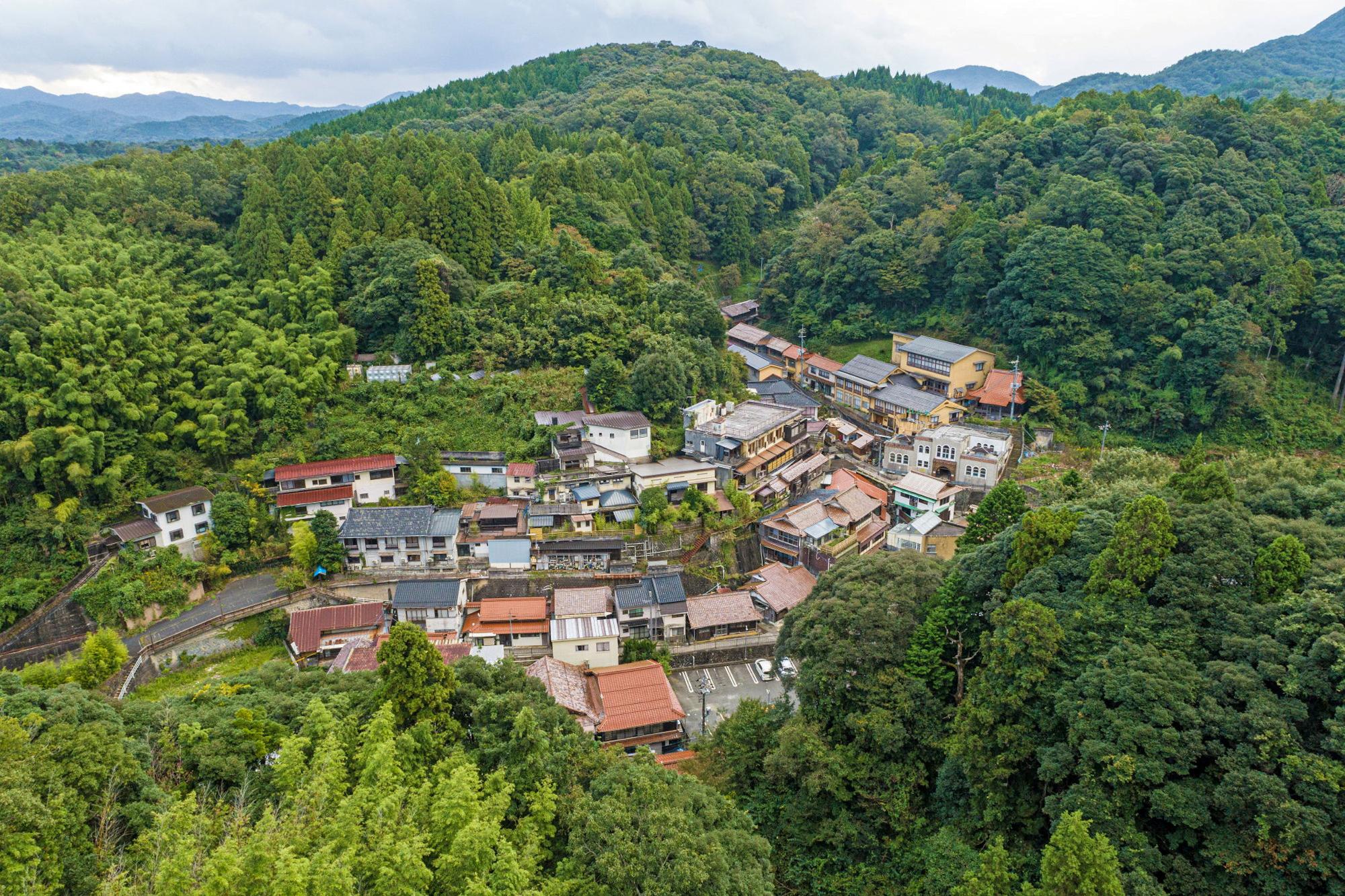 有福温泉の全景　画像提供：島根県観光連盟
