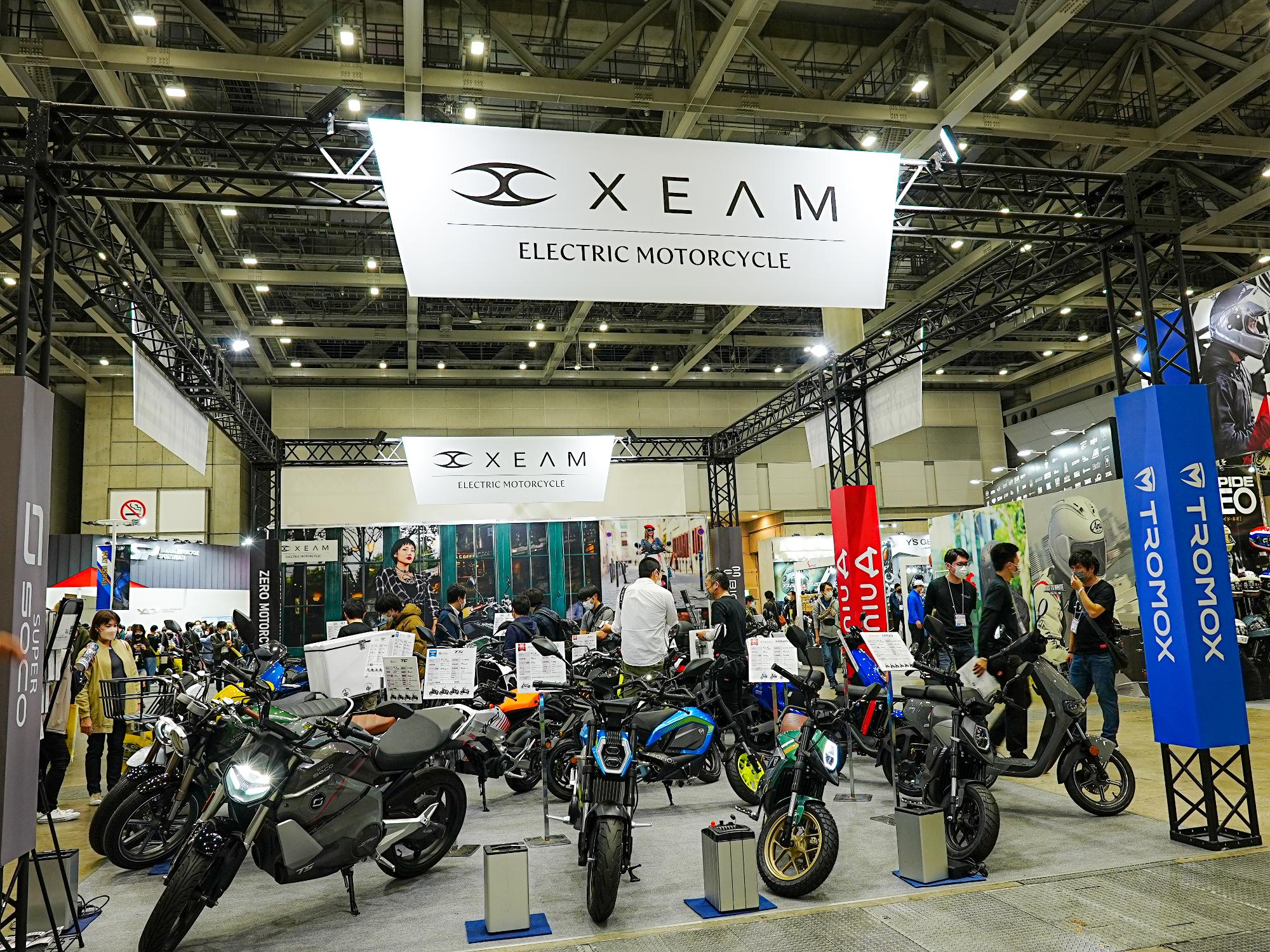海外の電動バイクブランドを手掛けるXEAM（ジーム）ブース