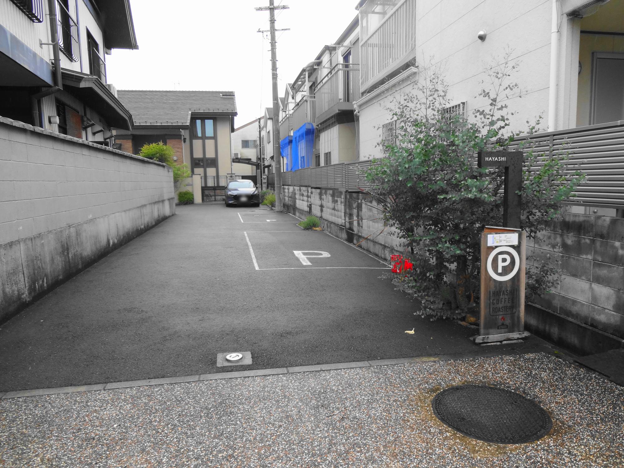 HAYASHI COFFEE ROASTERY　駐車場