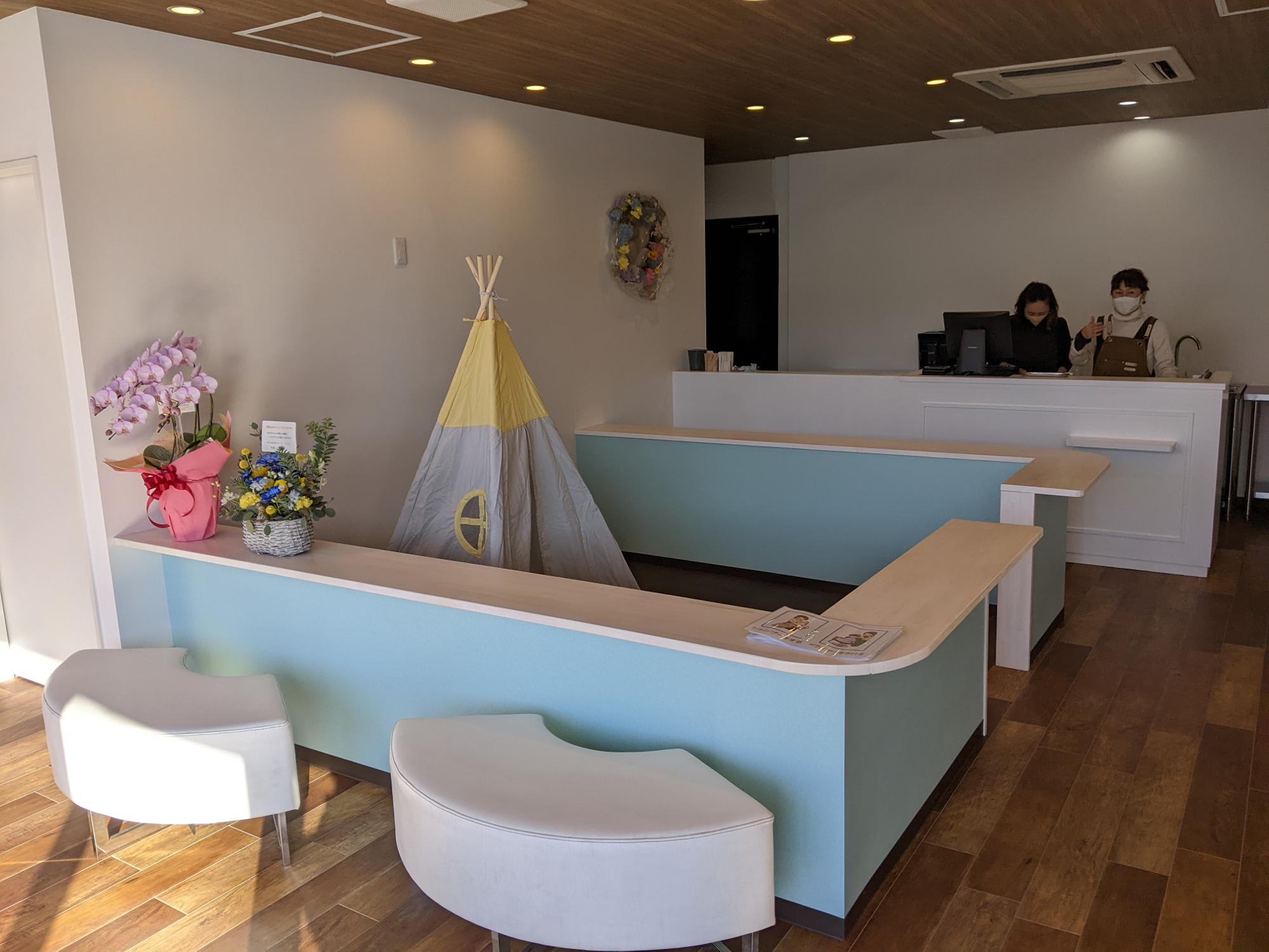 「Tsumiki」のカフェスペース